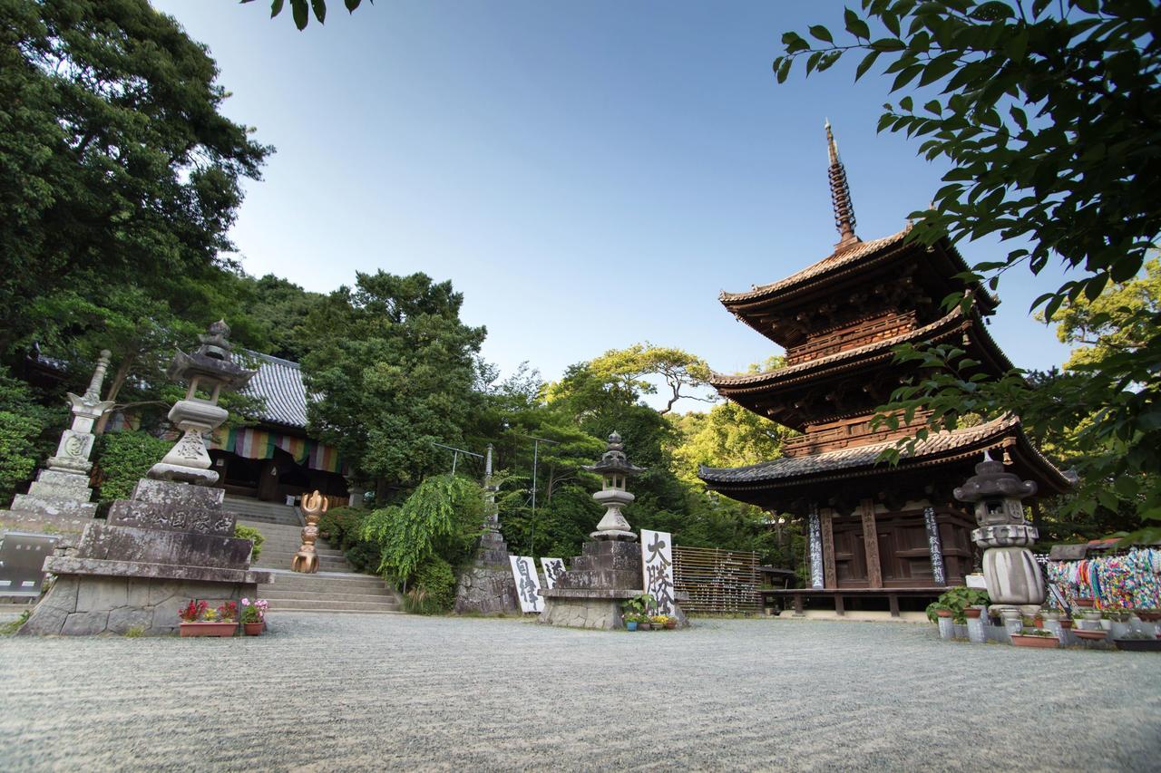 Guest House Dougo-Yado Matsuyama  Exterior photo